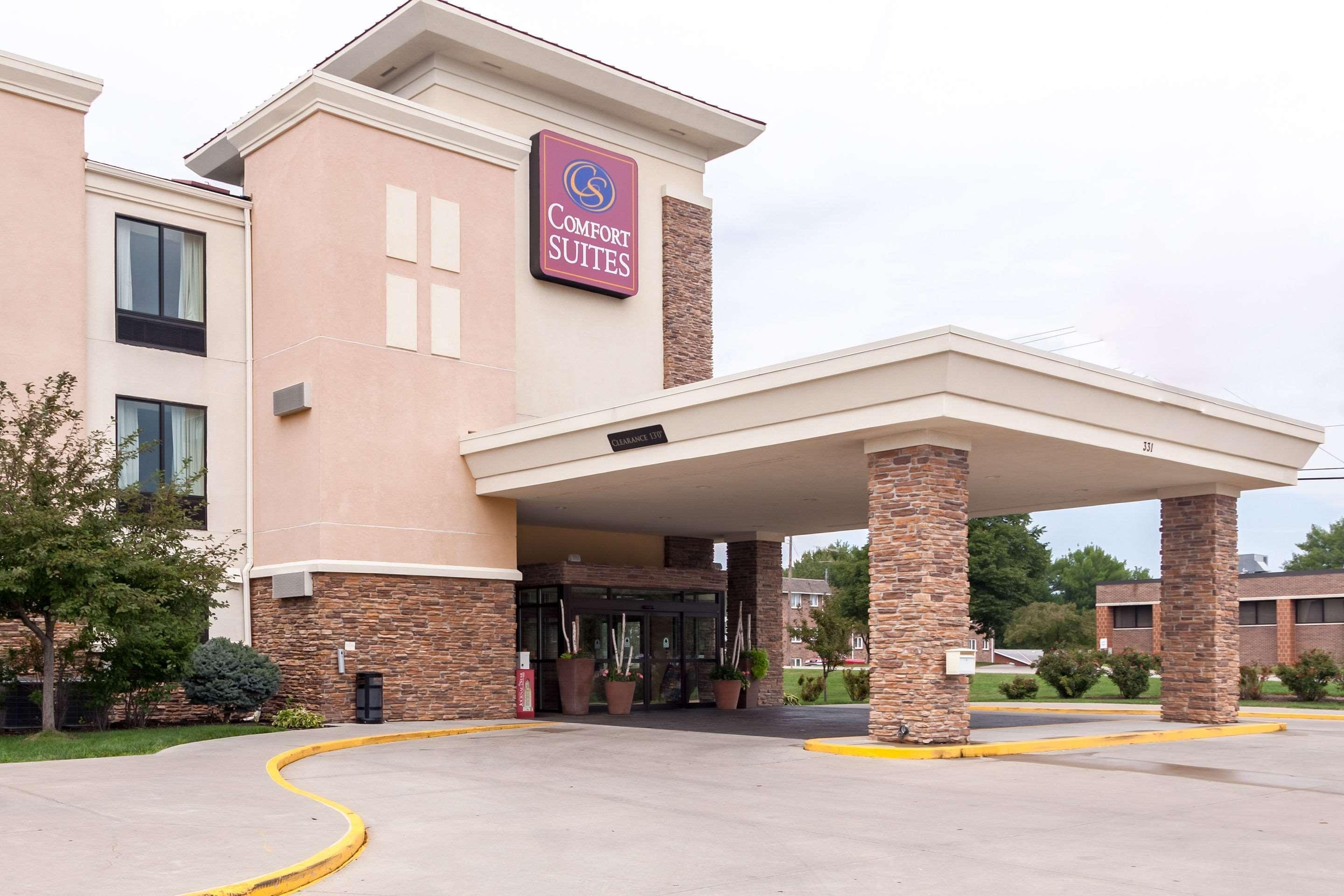 Comfort Suites East Lincoln - Mall Area Exterior photo